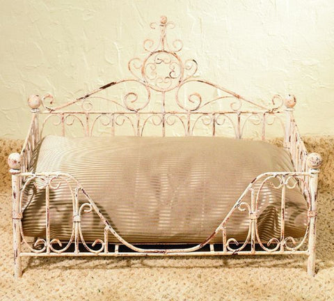 Old World Antique Paris Pet Bed - The Ritzy Gift